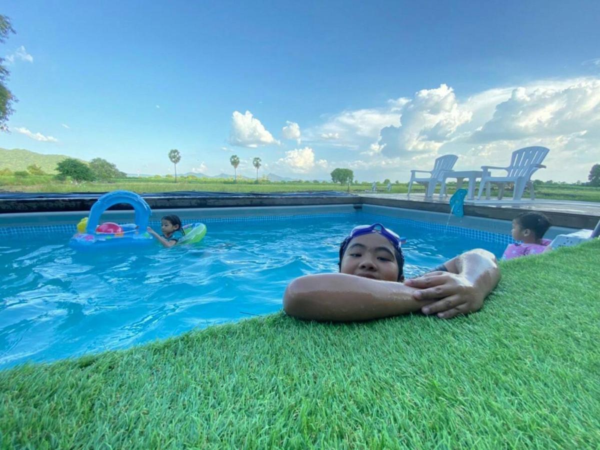 Wanlapa Farmstay Ban Khok Krathiam Exterior foto