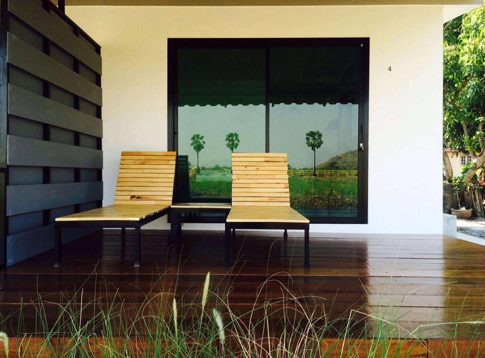 Wanlapa Farmstay Ban Khok Krathiam Exterior foto