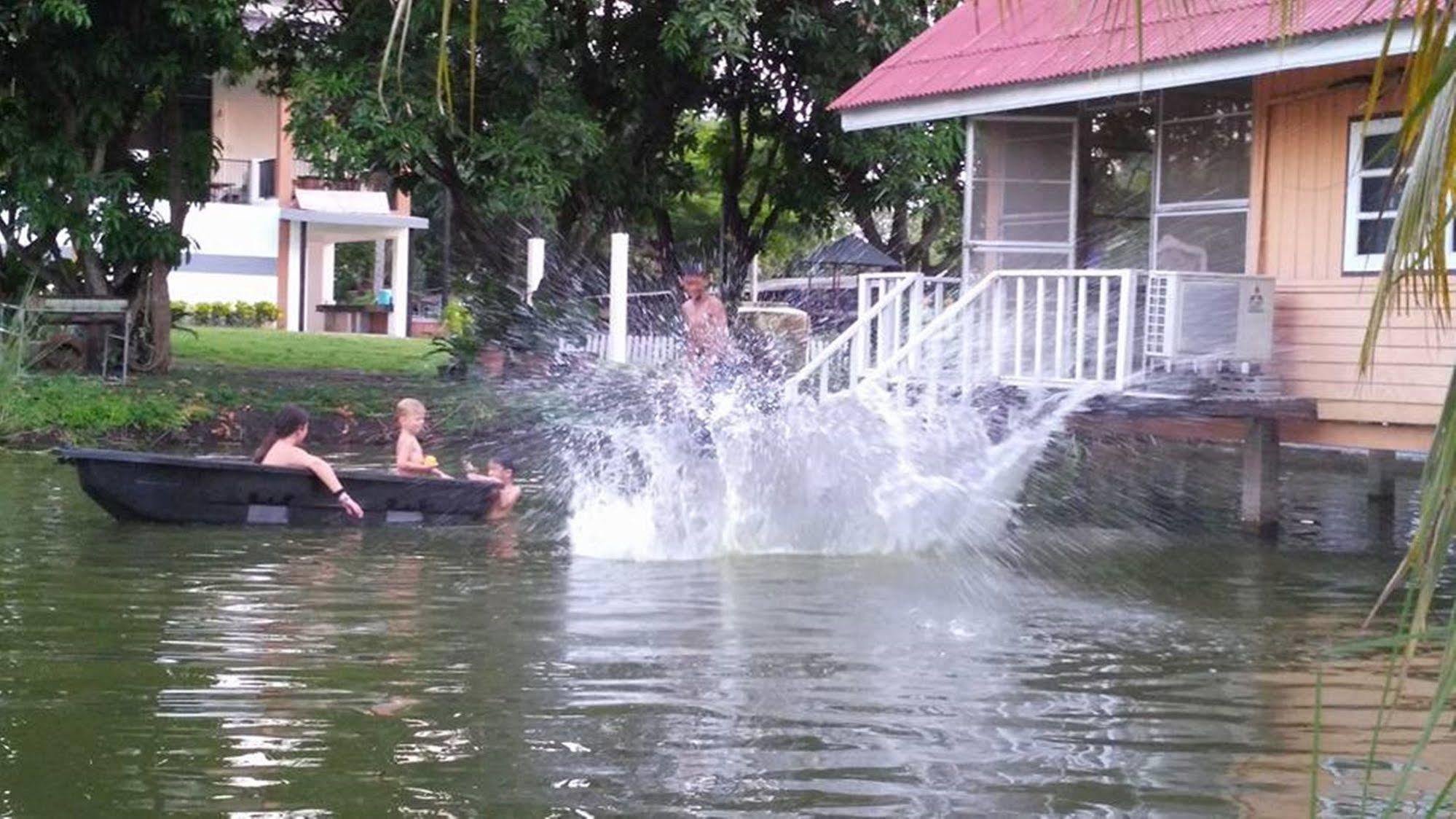 Wanlapa Farmstay Ban Khok Krathiam Exterior foto